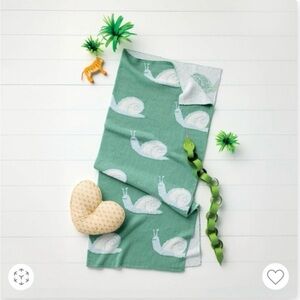 New Pillowfort Snail Knit Throw